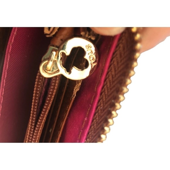 Genuine Tous Pebble Leather Zip~Around Wallet Cognac Dustcover Flaws - Picture 6 of 9